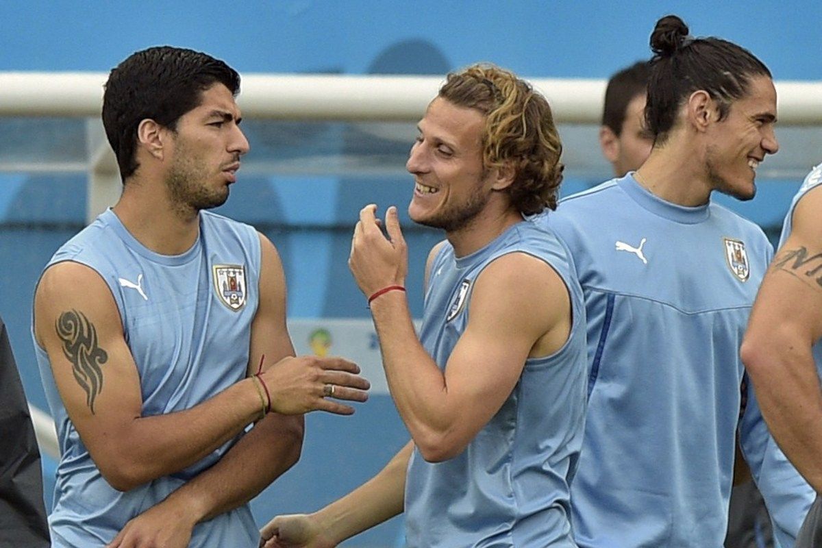 Diego Forlán and Luis Suárez together in the Uruguayan selection in 2014