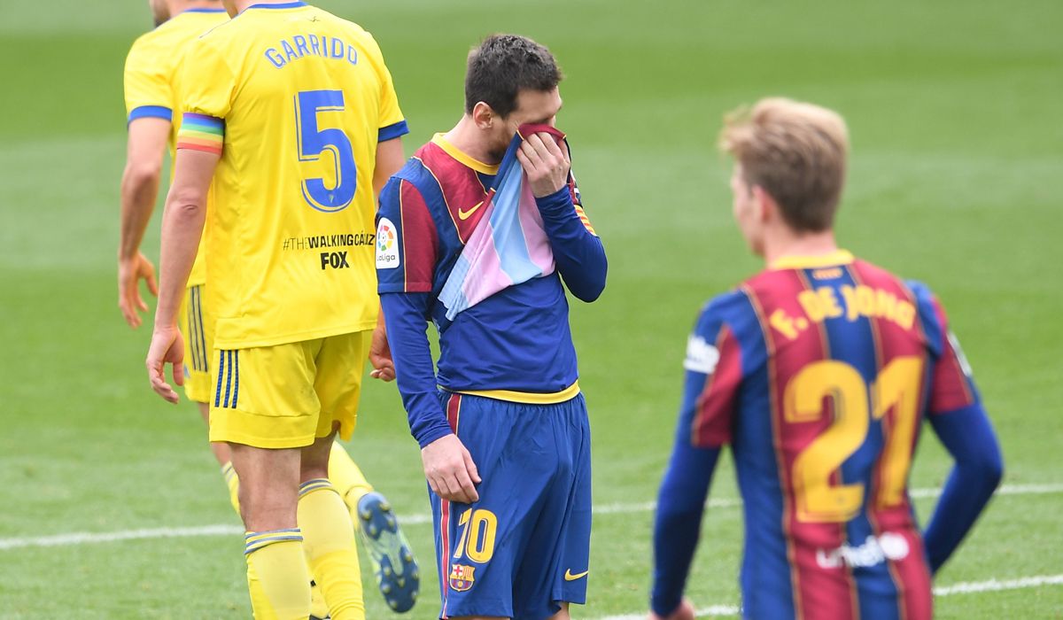 Messi y De Jong, en el empate del Barça y Cádiz en Liga