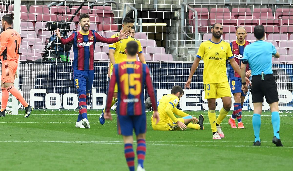 Los jugadores del Barça, en el empate ante el Cádiz en LaLiga
