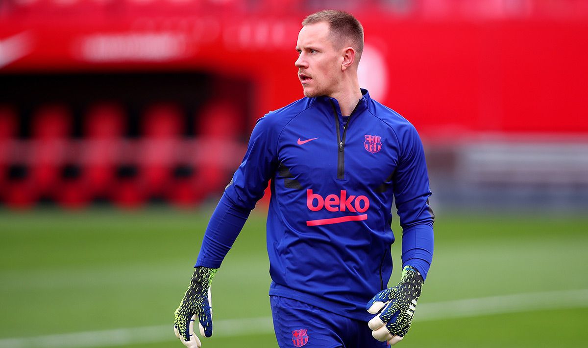 Ter Stegen, durante un calentamiento