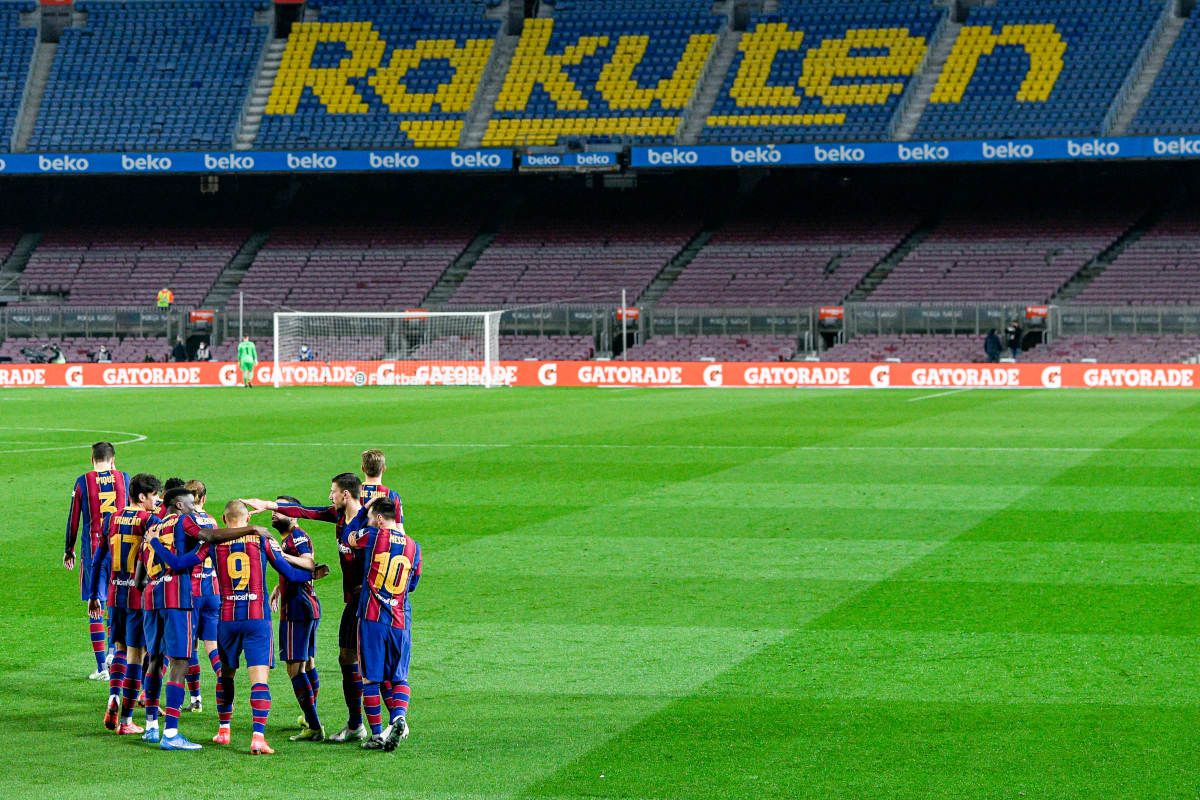 Jugadores del Barcelona celebrando un gol de Braithwaite