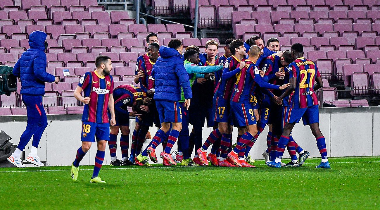 Los jugadores del Barça celebran un gol