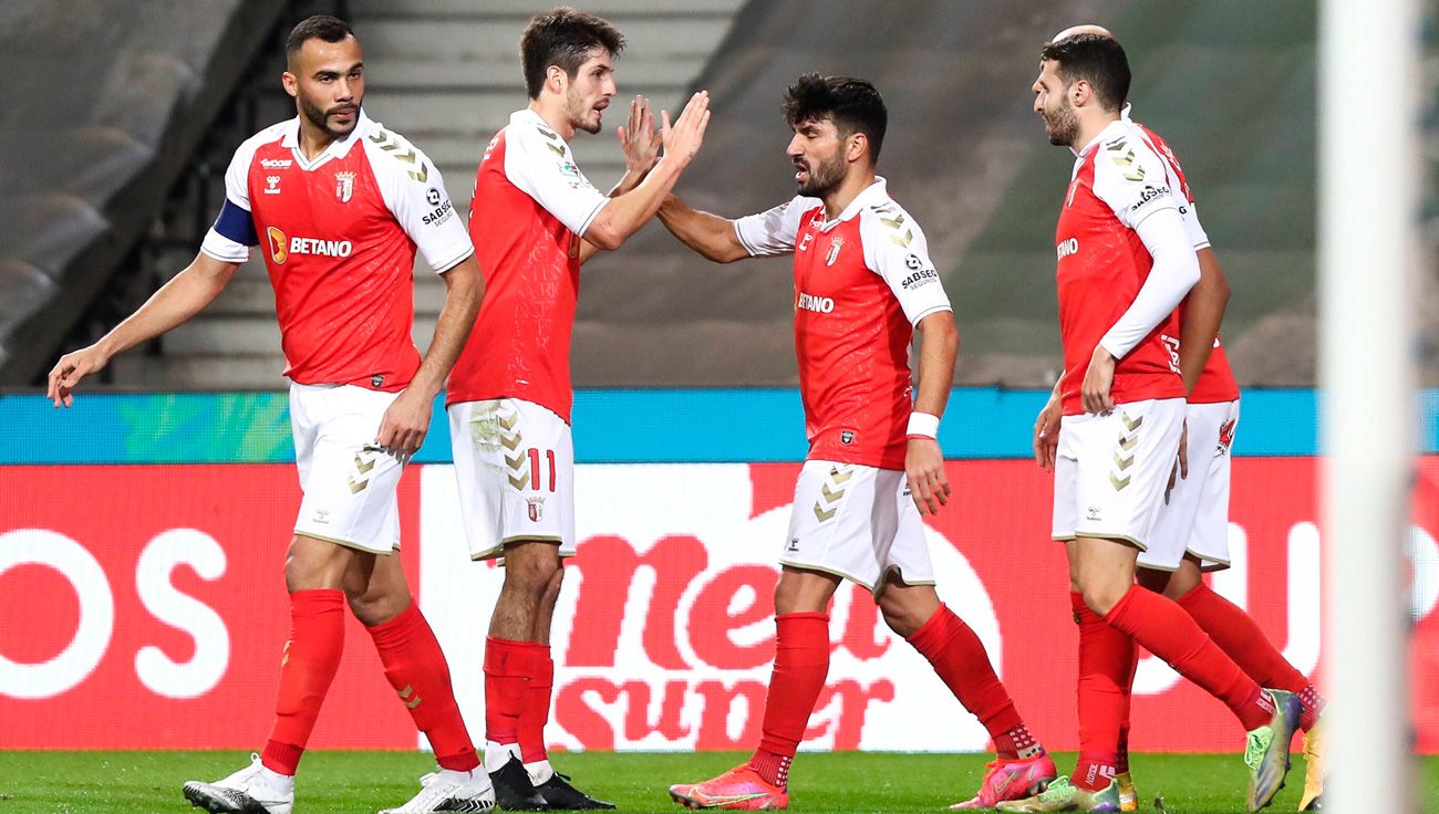 Los jugadores del Sporting de Braga celebran un gol