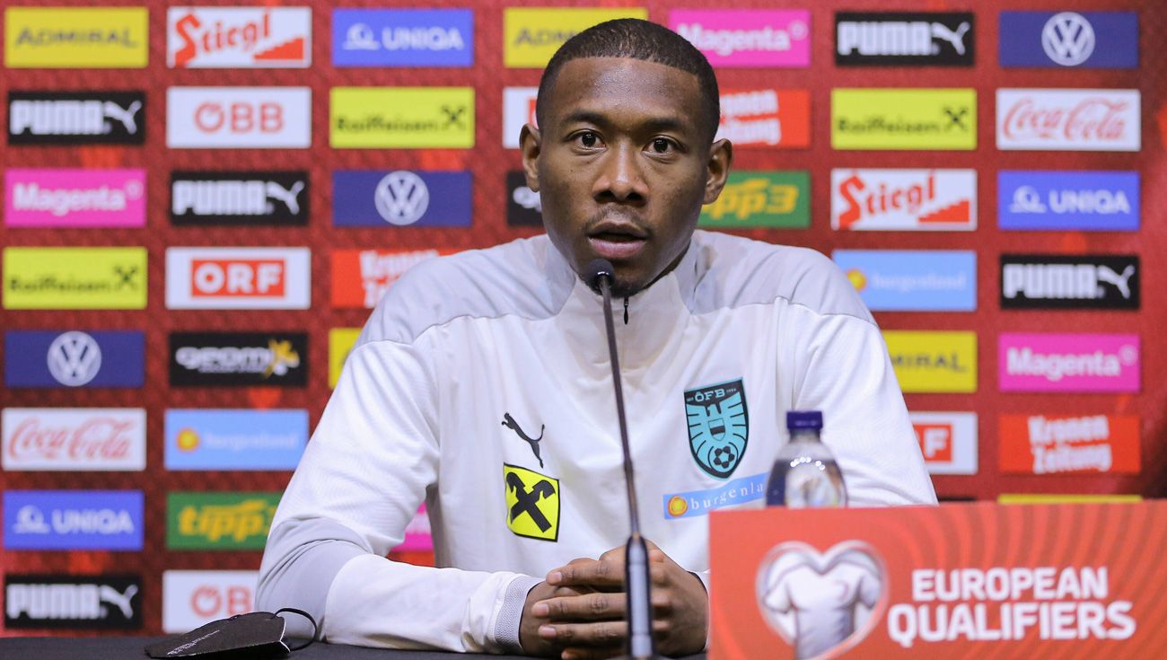 David Alaba en rueda de prensa con Austria