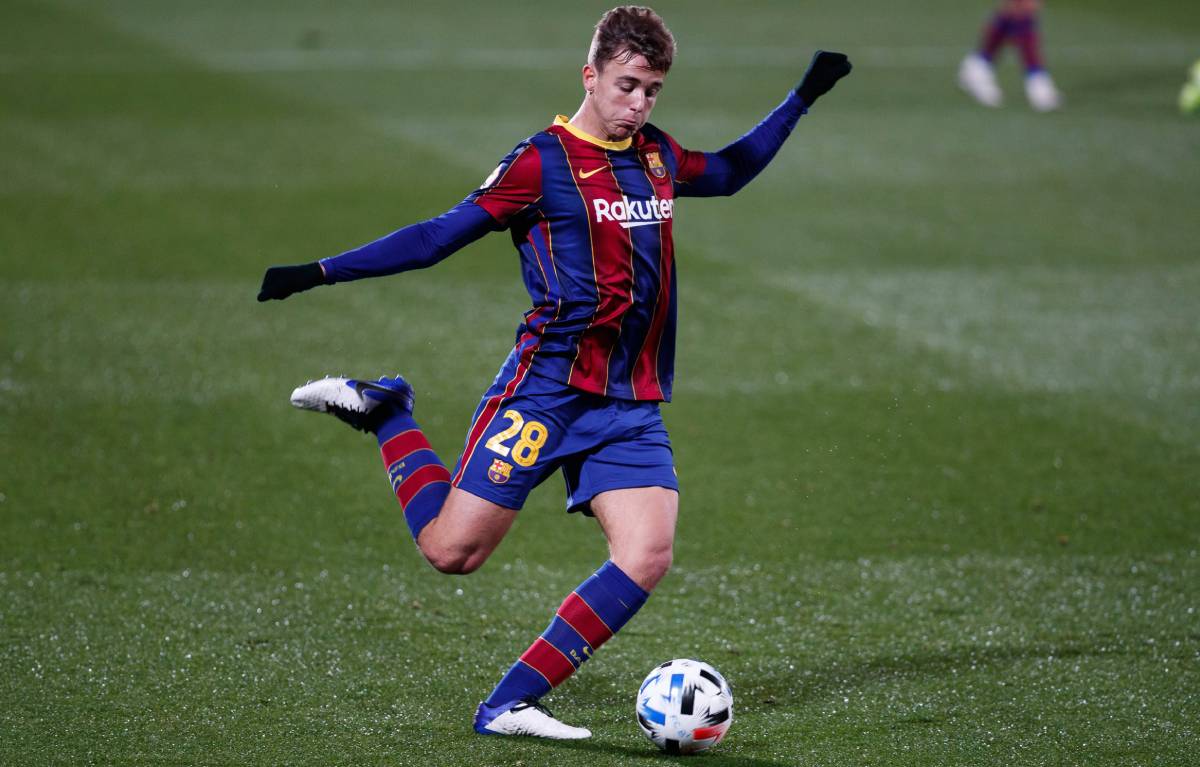 Nico González, player of the Barça B