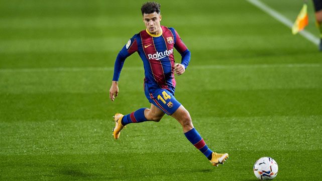 The official photo of the Barça put to Coutinho in the centre of the criticisms