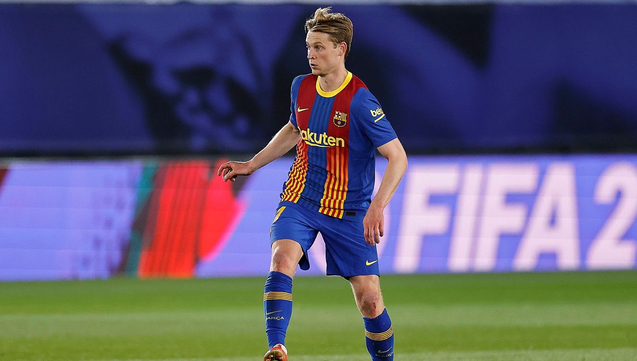 Frenkie de Jong en el Clásico ante el Madrid