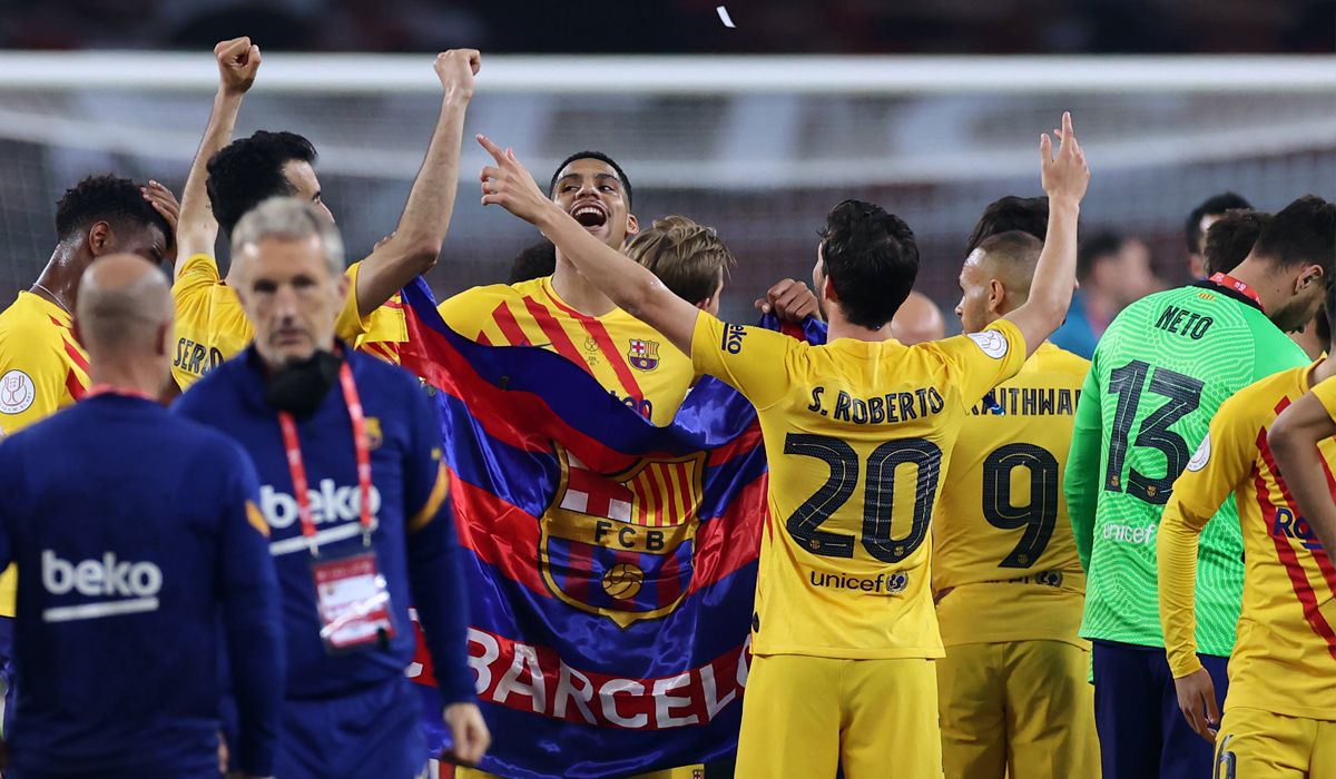 Los jugadores del FC Barcelona celebrando la Copa del Rey