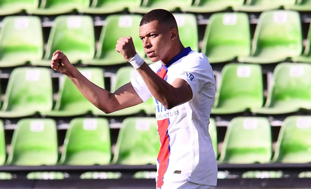 Kylian Mbappé durante un partido del Paris Saint-Germain