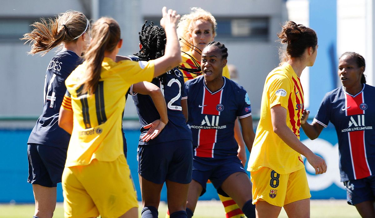 El Barça femenino durante un partido de la Champions ante el PSG