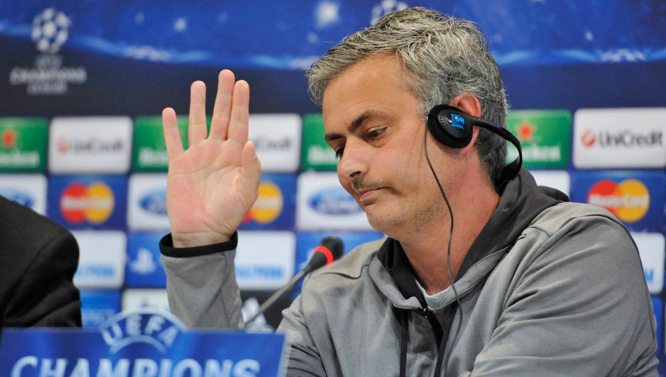 José Mourinho in press conference with the Madrid