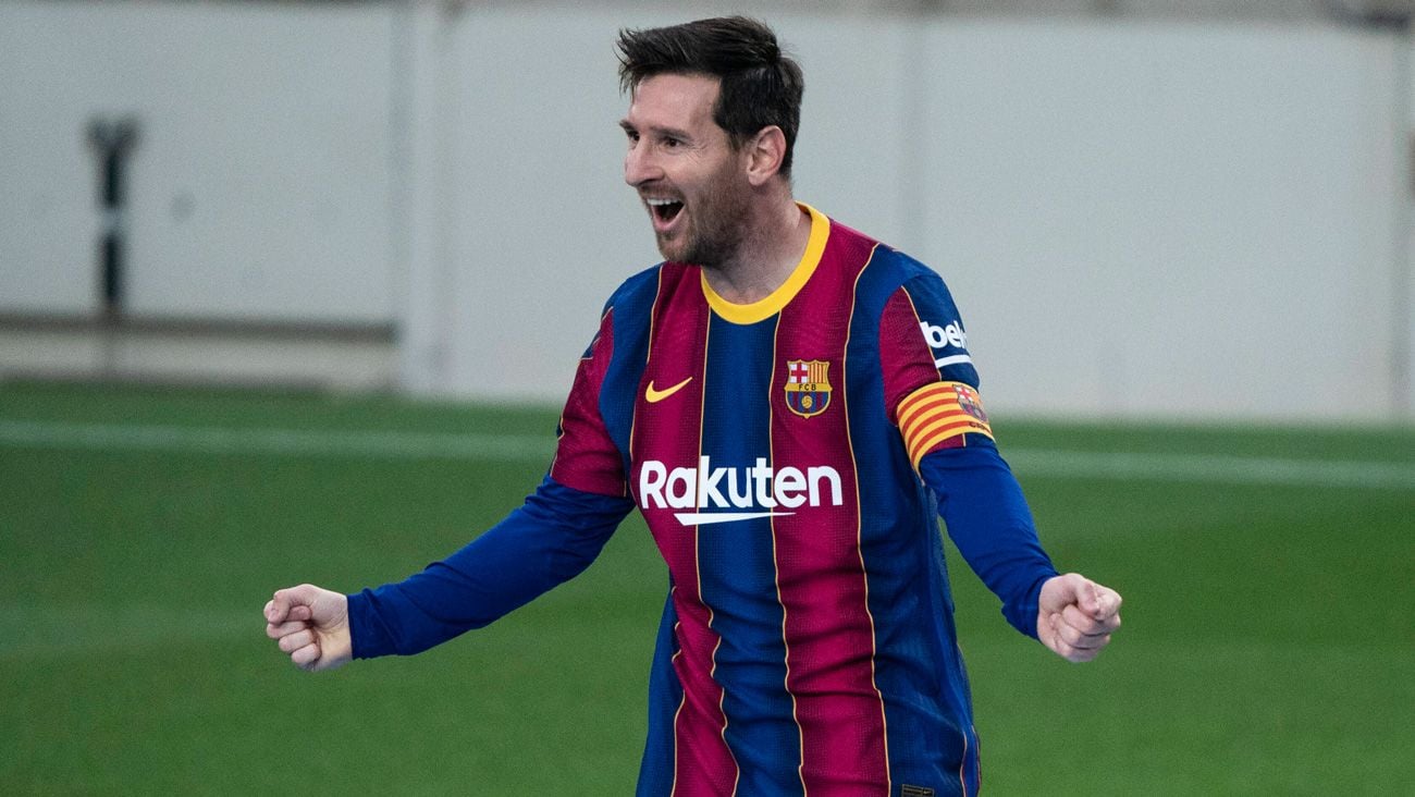 Leo Messi celebrates a goal in League