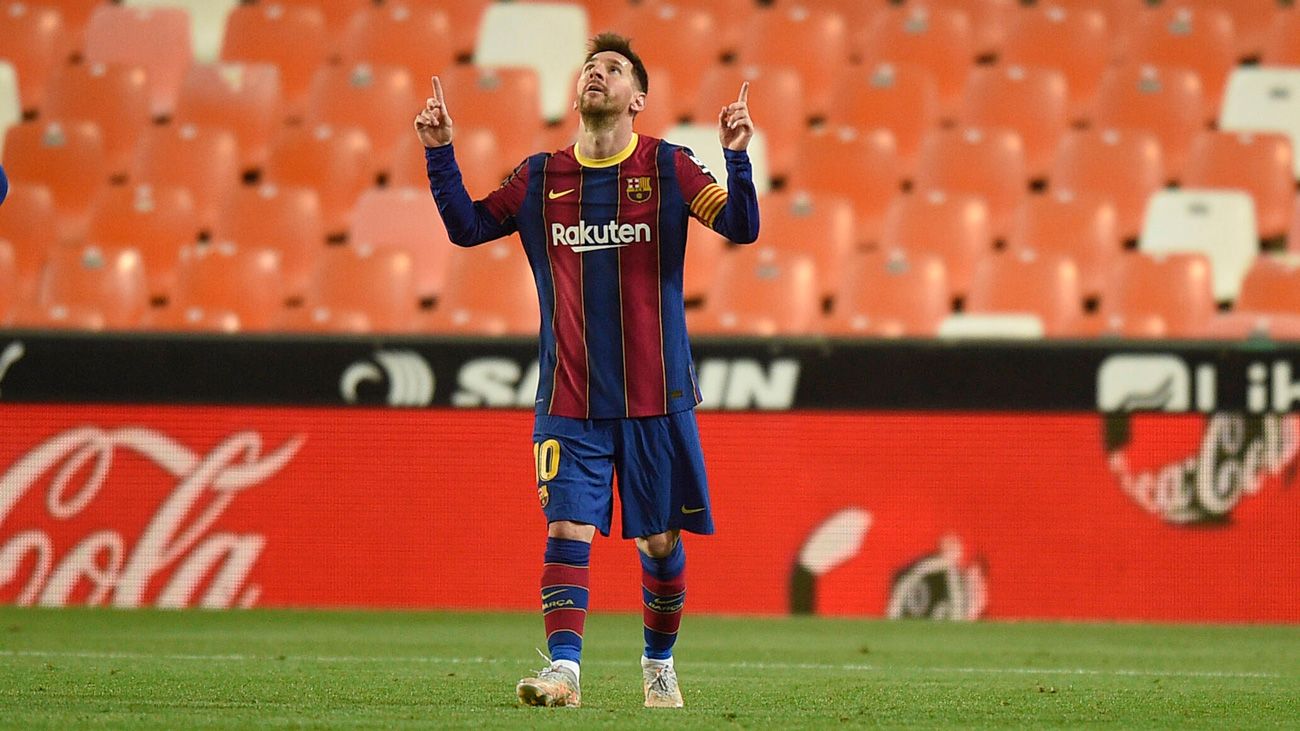 Leo Messi celebrates one of his goals in Valencia