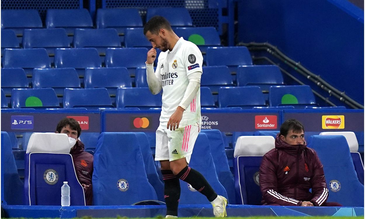 Hazard en un partido con el Real Madrid