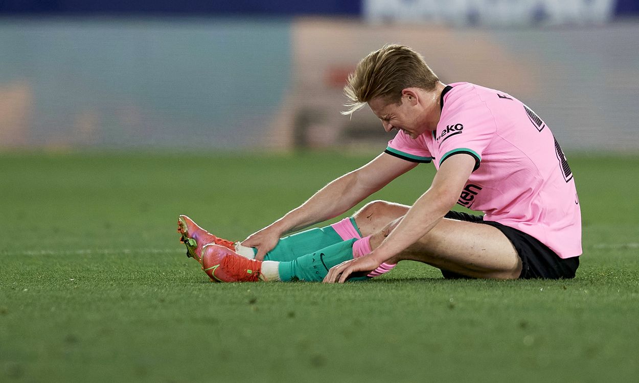 De Jong ante el levante