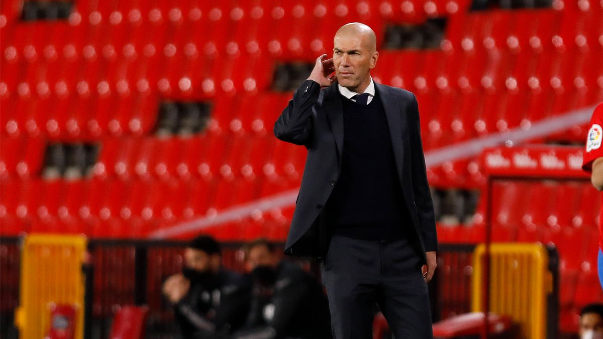 Zinedine Zidane, en un partido del Real Madrid