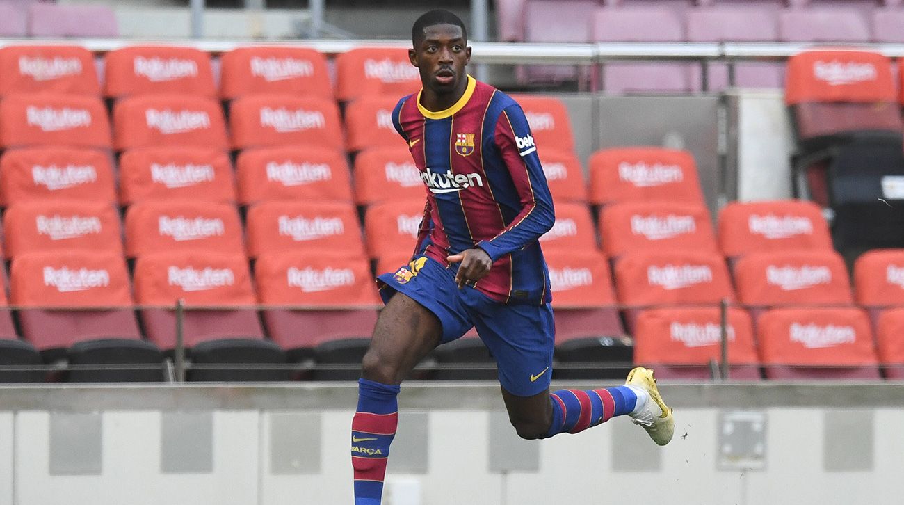 Ousmane Dembélé corre la banda del Camp Nou