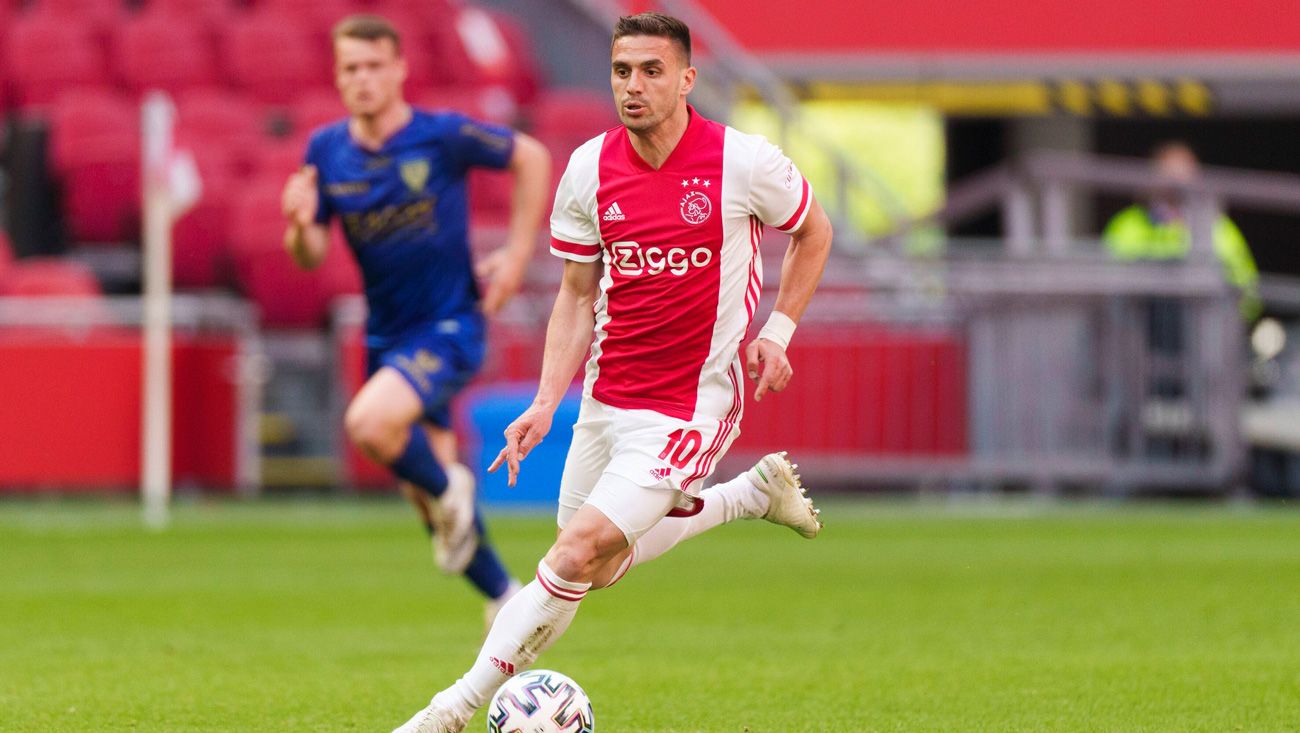 Tadic, capitán del Ajax de Ámsterdam