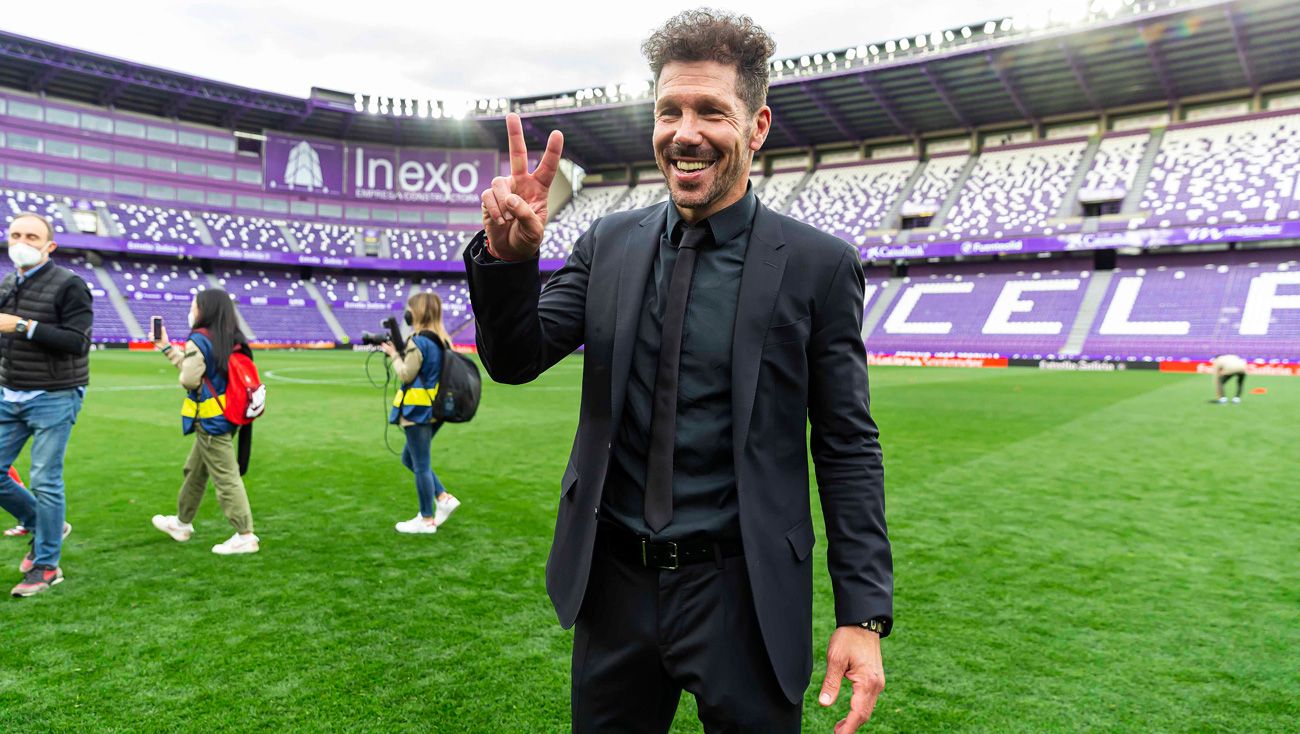 The Cholo Simeone poses sonriente after winning LaLiga