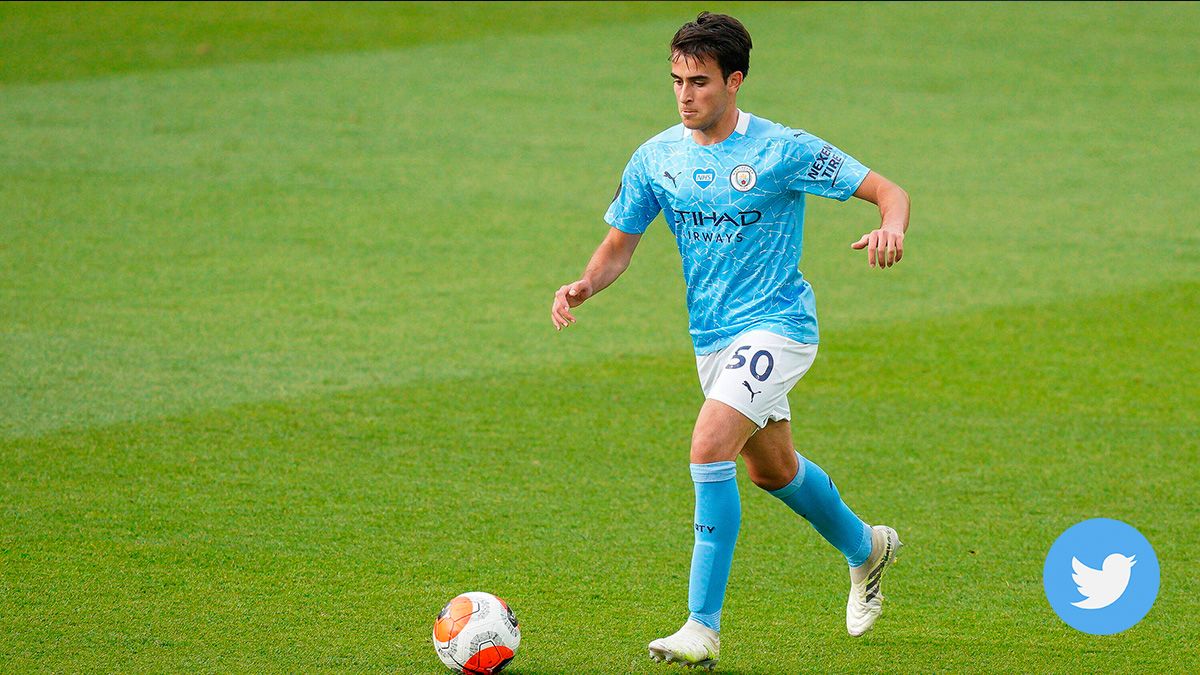 Eric García en un partido con el City