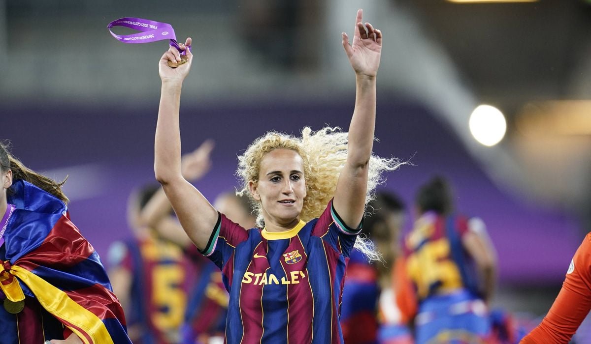 Kheira Hamraoui Celebrates with the Barça