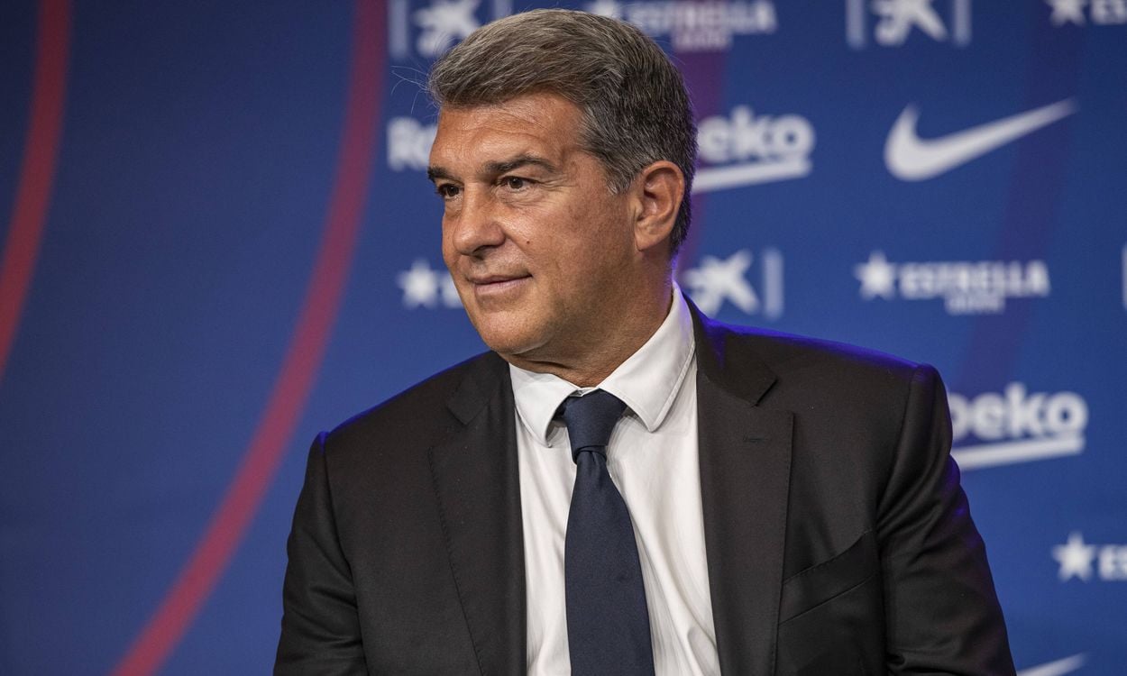 Laporta Thinks in giving exit to several players