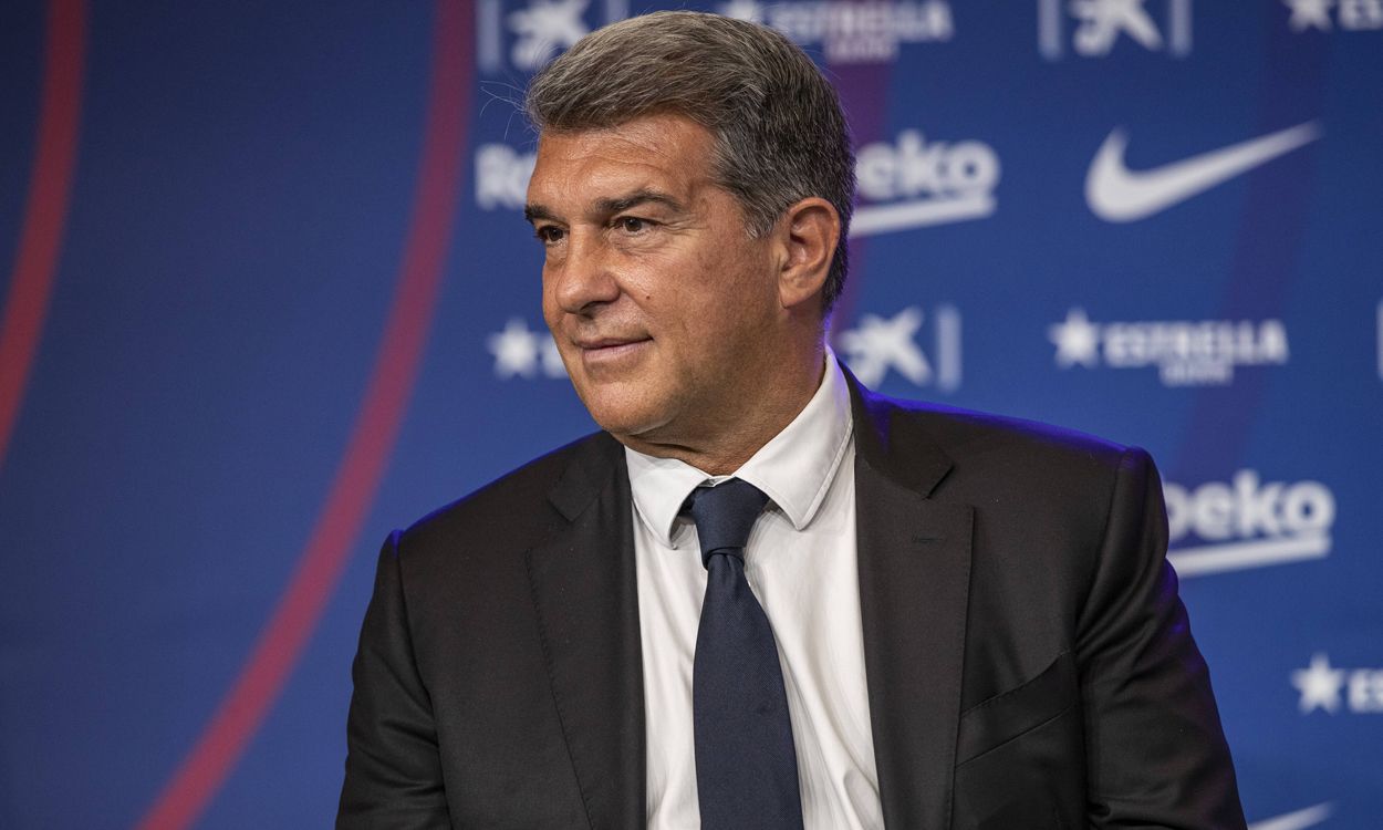 Laporta piensa en dar salida a varios jugadores