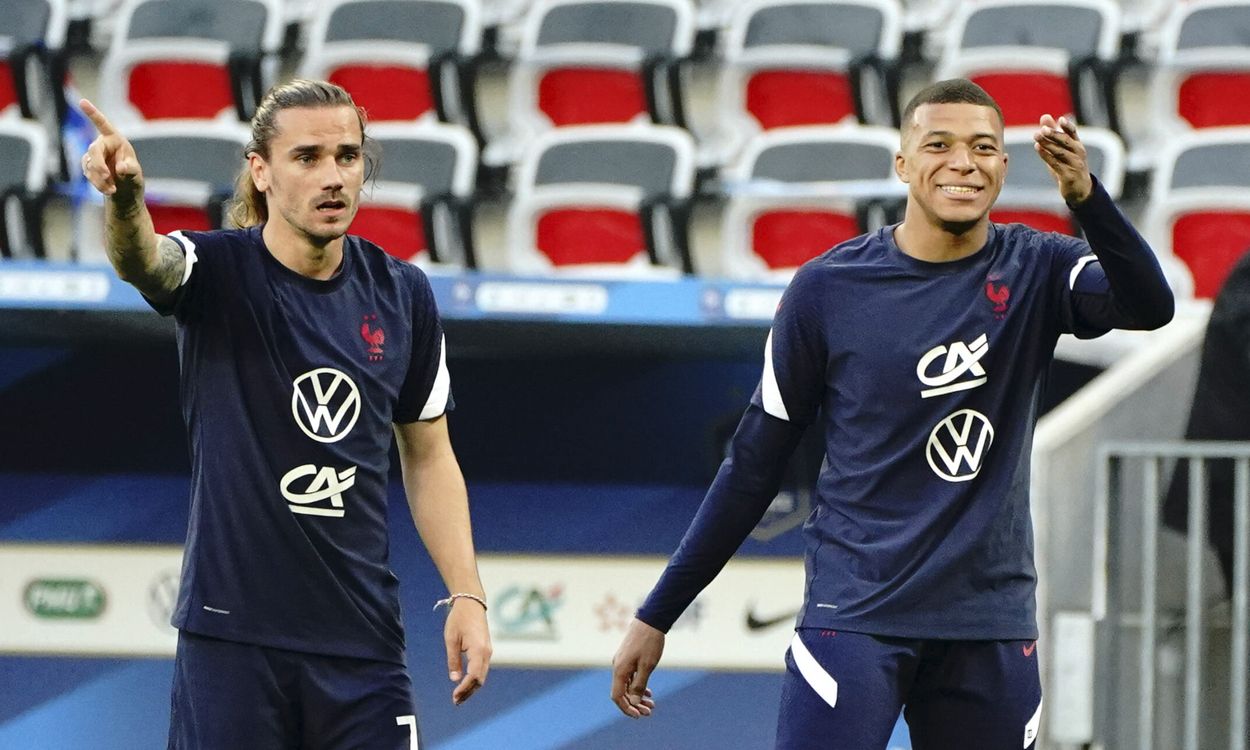 Griezmann y Mbappé con la selección de Francia