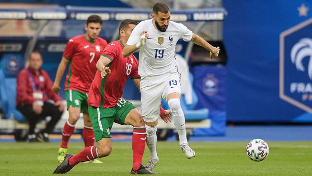 Benzema Goes out lesionado of the friendly in front of Bulgaria and shivers all France