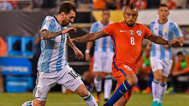 Vidal demuestra una vez más su inmenso cariño por Leo Messi