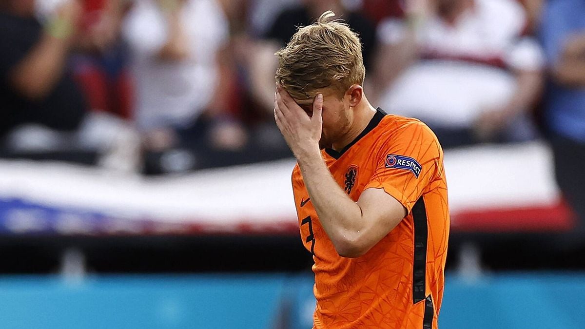 Matthijs de Ligt during a game with the Netherlands