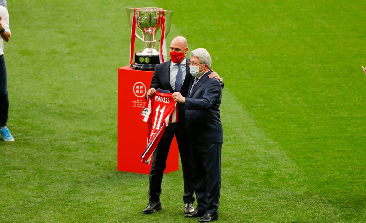 Luis Rubiales during the premiación to the Athletic, champion of LaLiga 2020 21