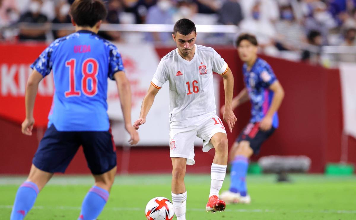 Pedri, during a friendly in front of previous Japan to the Olympic games