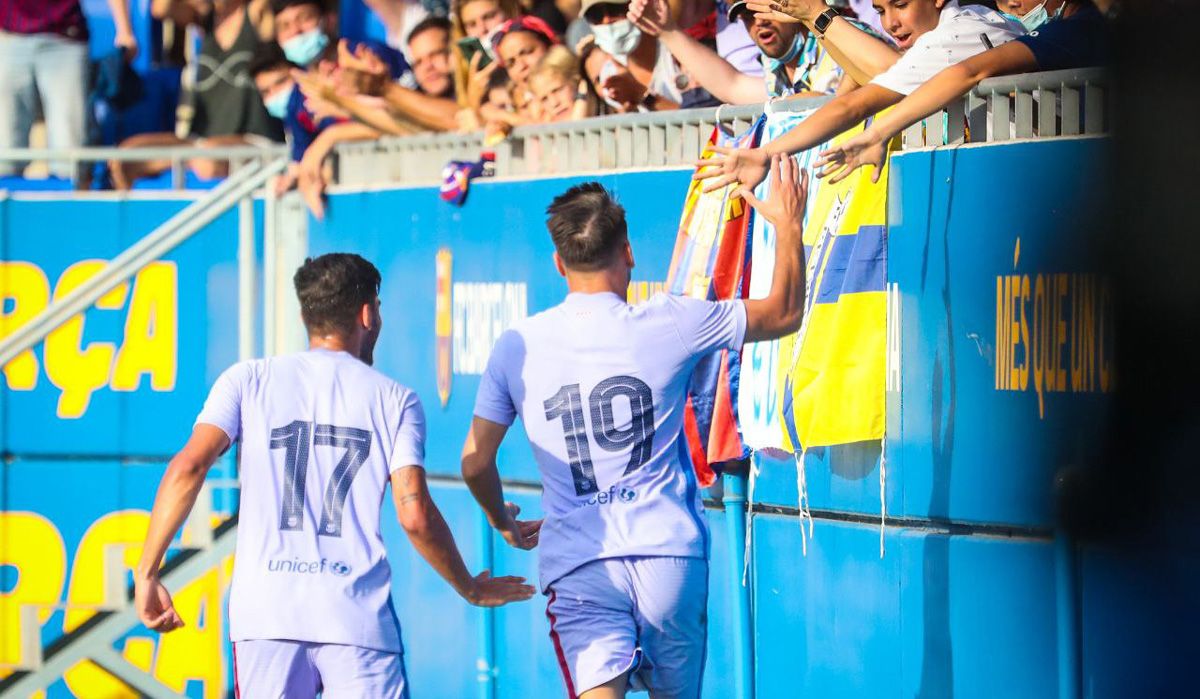 Rey Manaj celebrates his goal in the friendly in front of the Girona