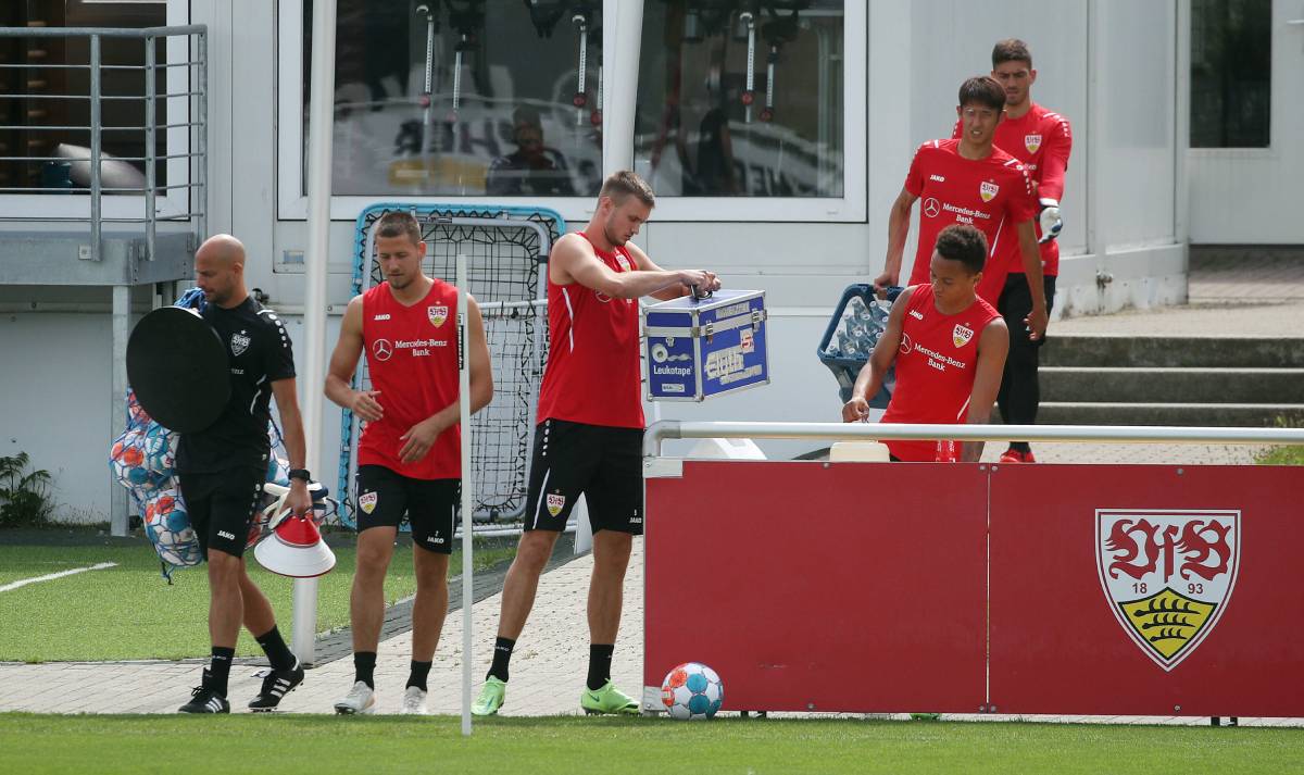 Players of the VFB Stuttgart during a training