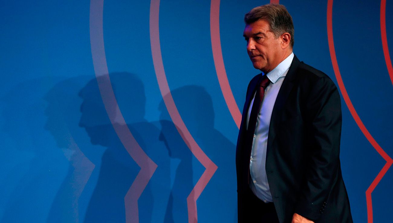 Joan Laporta se va de la sala de prensa