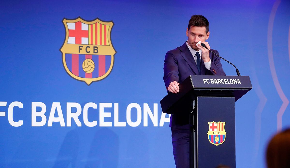 Leo Messi, entre lágrimas durante su emotiva rueda de prensa