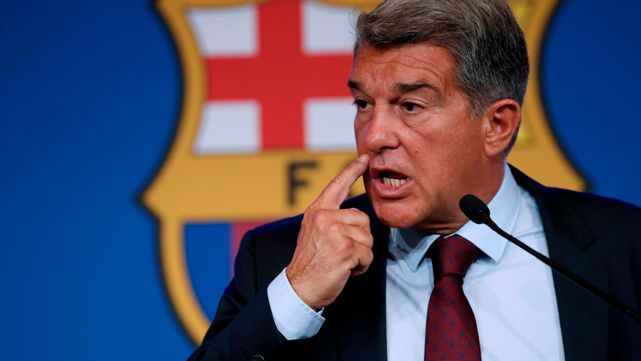 Laporta Went  on holiday while the deceit by Messi begins