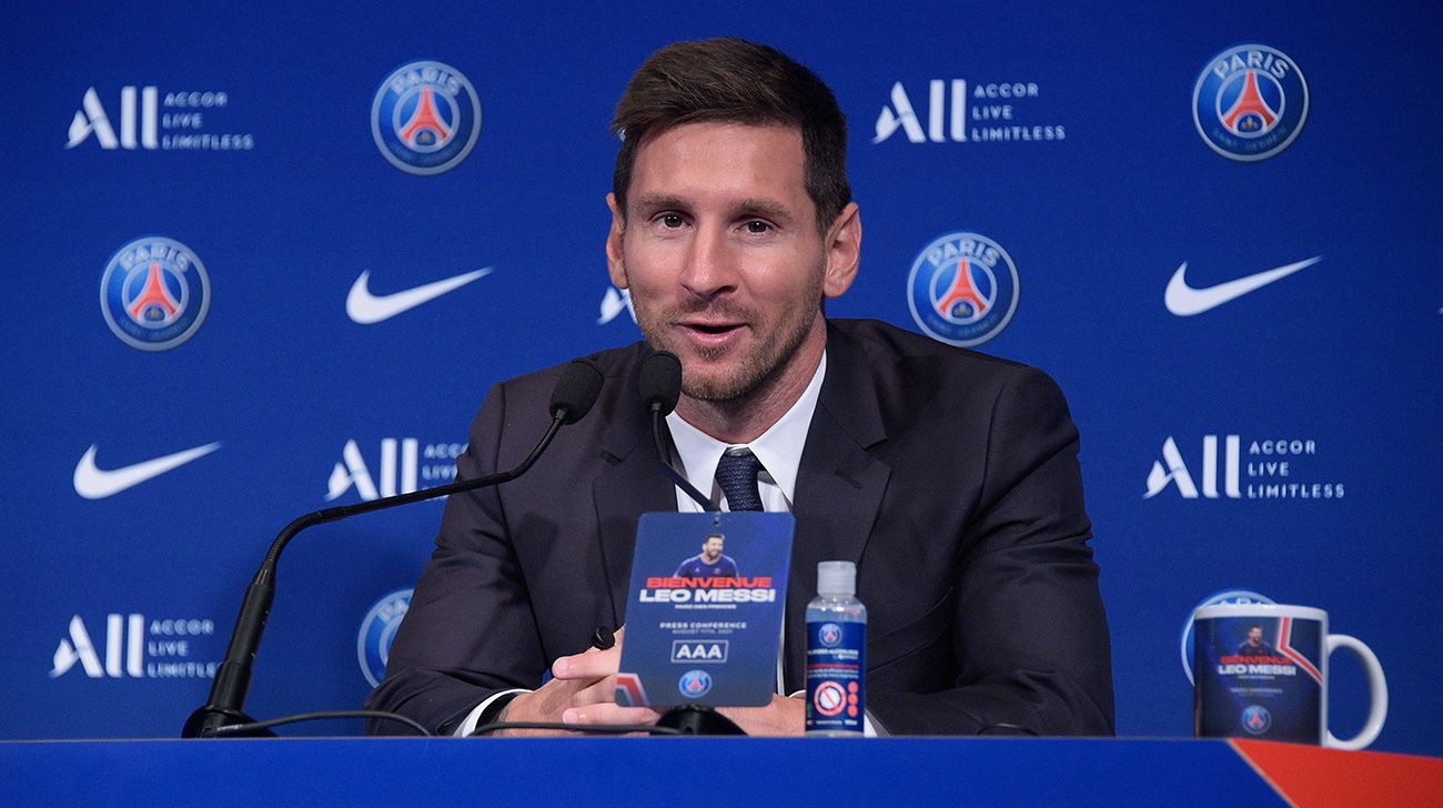 Leo Messi en su rueda de prensa de presentación con el PSG