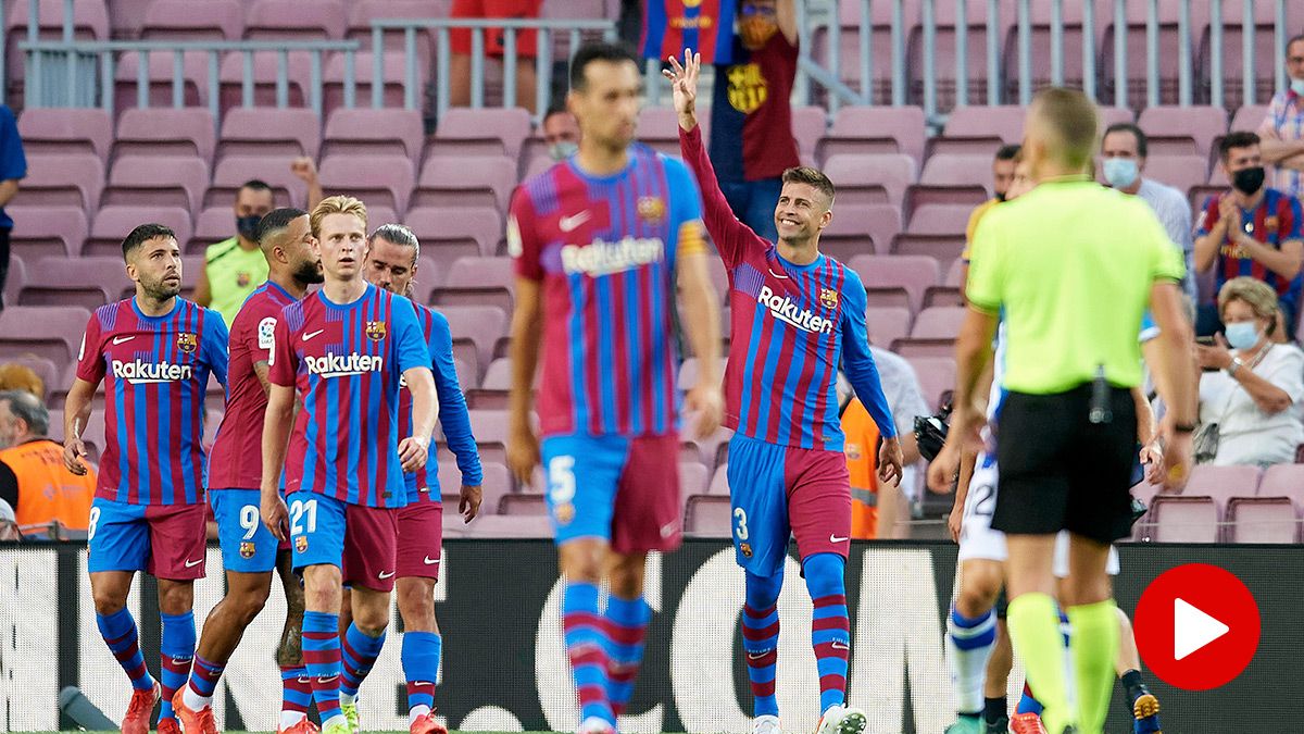 El FC Barcelona, celebrando el gol de Gerard Piqué a la Real Sociedad