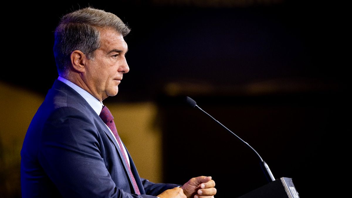 Joan Laporta durante una rueda de prensa. Imagen: @FCBarcelona_es en Twitter