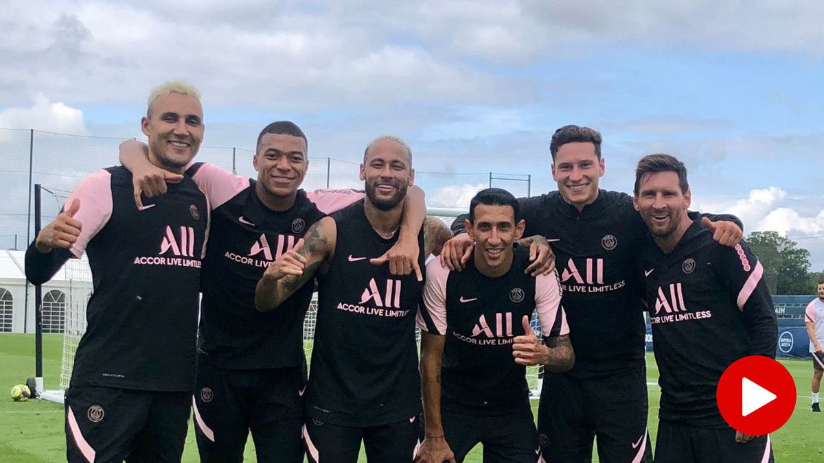 Mbappé And Messi develop a society while they train / photo: @PSG_Spanish