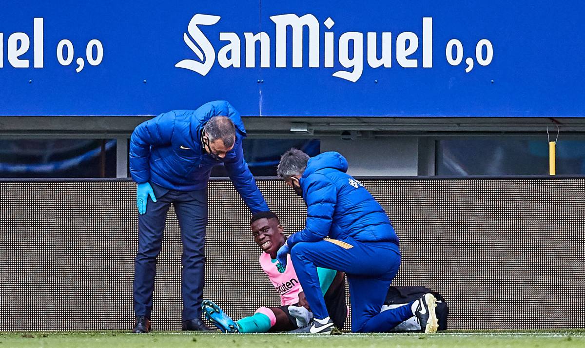 Ilaix Moriba durante un partido del Barça