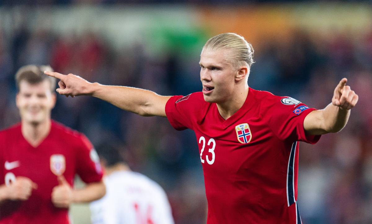 Erling Haaland celebra un gol con la selección de Noruega