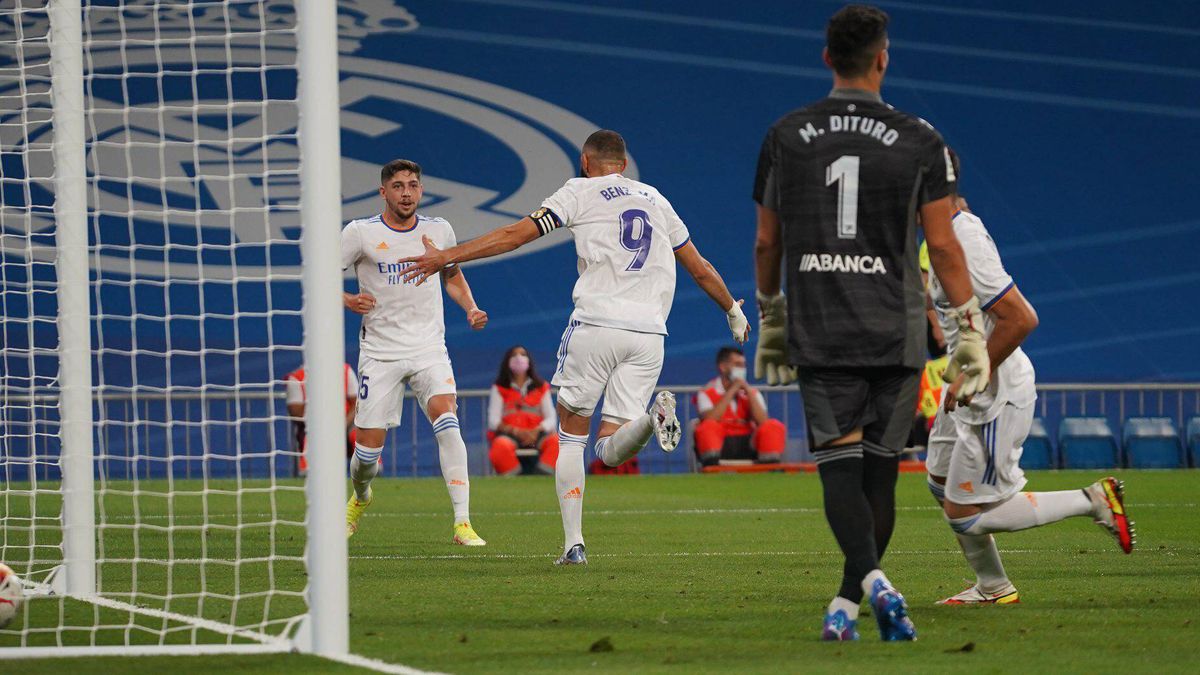 Karim Benzema celebrando un gol ante el Celta de Vigo