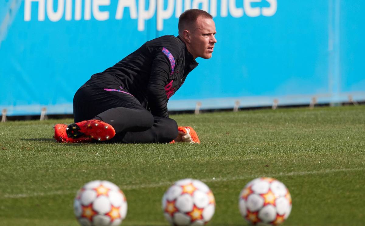 Ter Stegen Trains  for the Barça-Bayern in the Champions