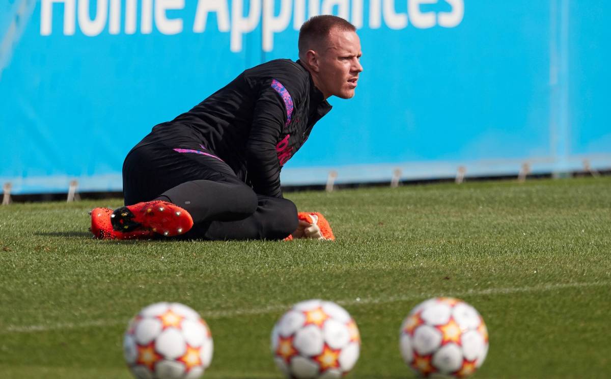 Ter Stegen se entrena para el Barça-Bayern en la Champions