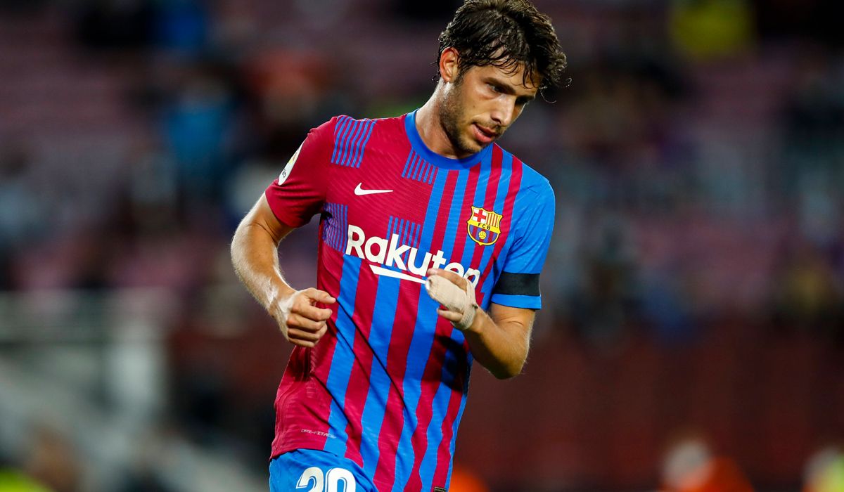 La firma para la renovación de Sergi Roberto con el Barça se retrasa
