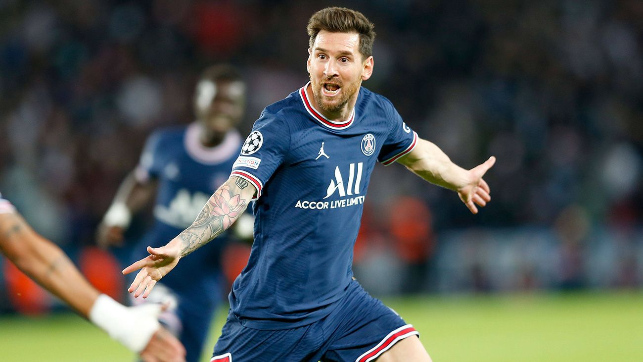 Leo Messi celebra su gol ante el City