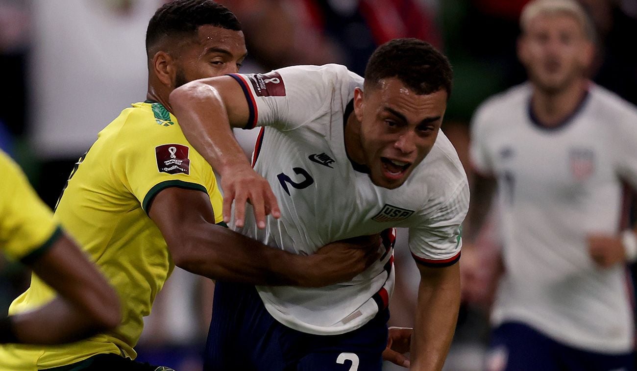 Sergiño Dest Falls with United States